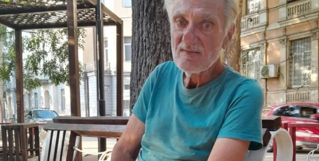 “გამოიყვანეს “ალადაშვილის” საავადმყოფოდან და დასვეს იქვე სკვერში: არ რეაგირებს, არის უაზროდ…” – მოქალაქე საზოგადოებას დახმარების თხოვნით მიმართავს