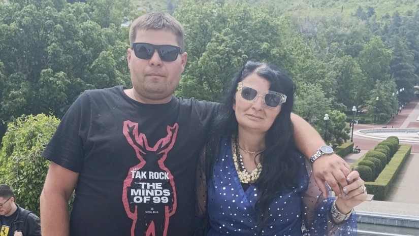 ქეთი ეგიდუნაშვილის მეუღლის სხეულის ენა გაშიფრეს – რა ვიდეოს ავრცელებს ეზოთერიკოსი