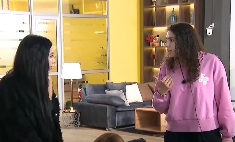 გოგონების მწვავე დაპირისპირება – რა მოხდა „ჰაუსში“