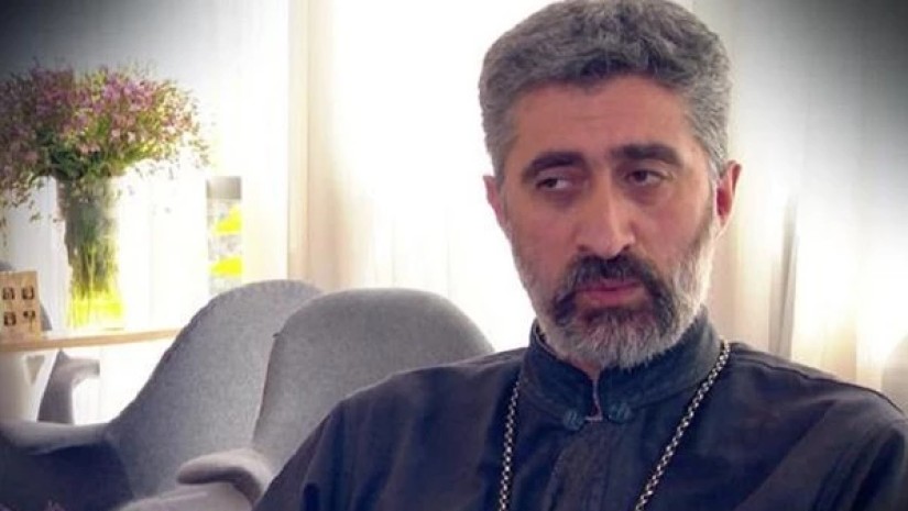 დარდობენ თუ არა გარდაცვლილი ადამიანები ოჯახის წევრებზე? – ამ კითხვას, მამა საბა ჭიკაიძე პასუხობს