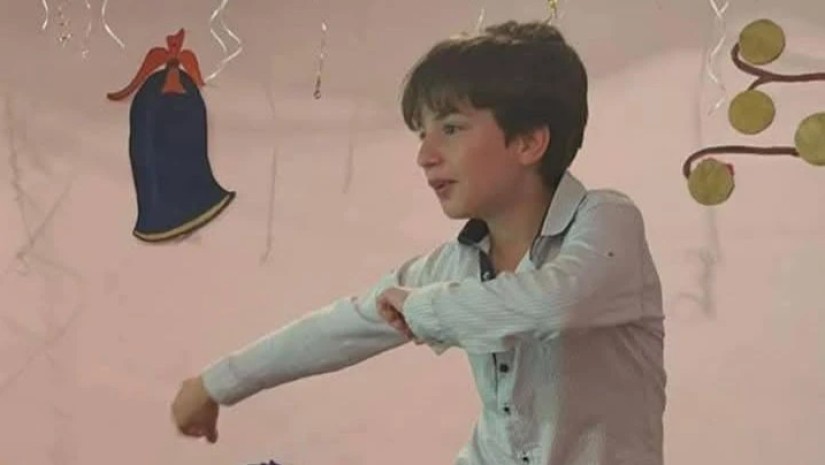 „შემთხვევით ბუხარში ბენზინი შეასხა…“ – ამბროლაურში არასრულწლოვანს გლოვობენ